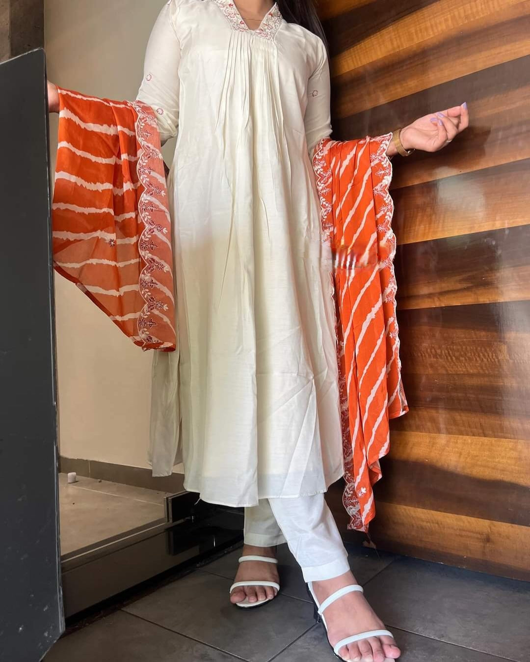 Beautifully designed that seamlessly combines tradition kurta set