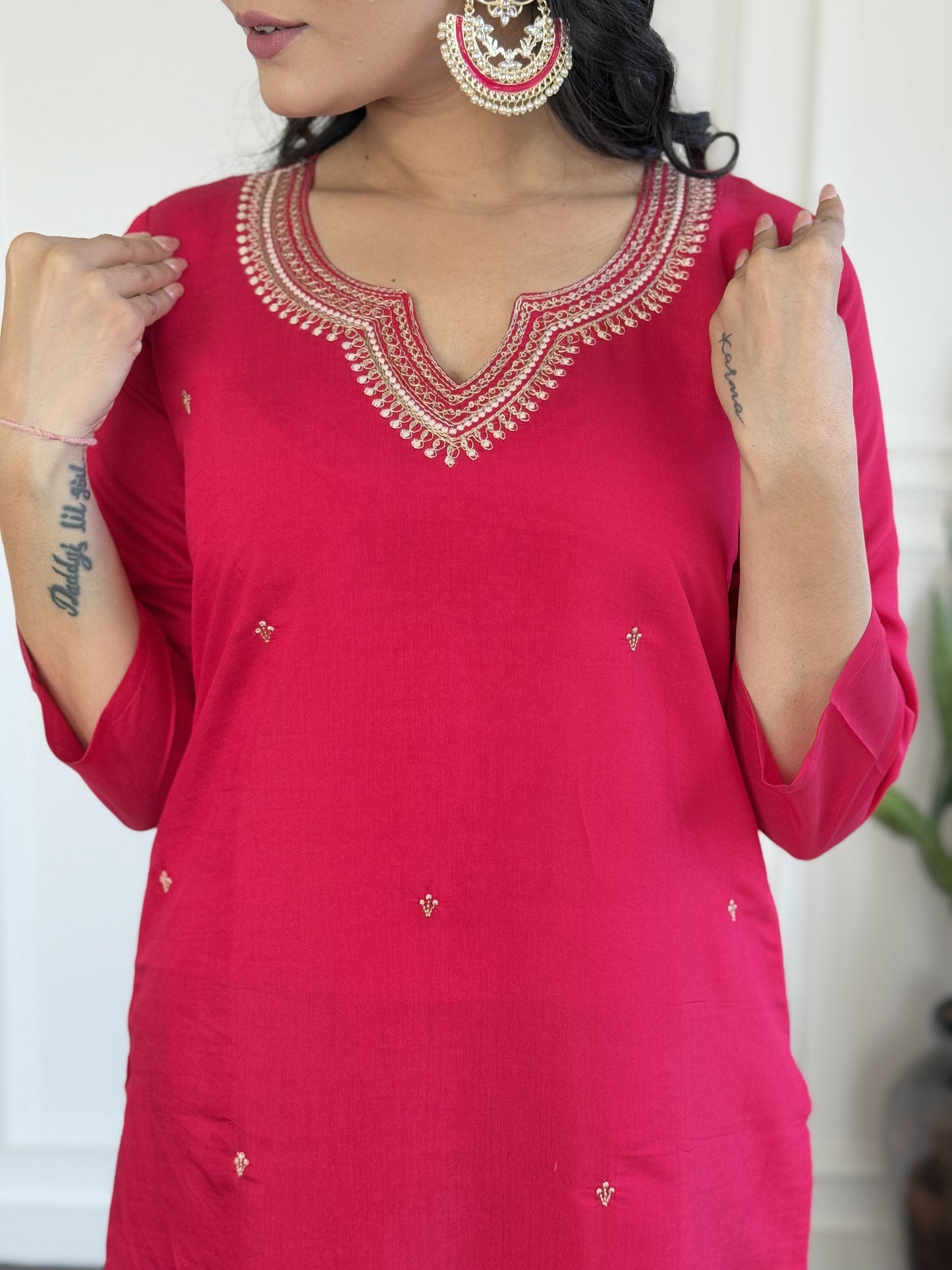 Beautifully designed that seamlessly combines tradition kurta set