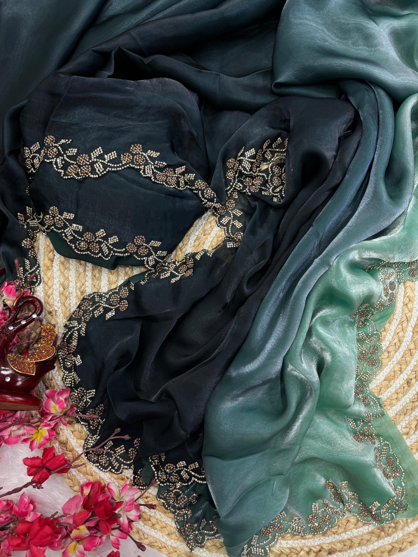 Double Shaded Rama And Black Color Silk Saree