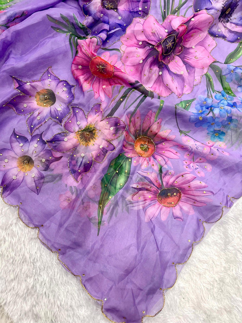 Delightful Multi Flower Print Lavender Color Saree