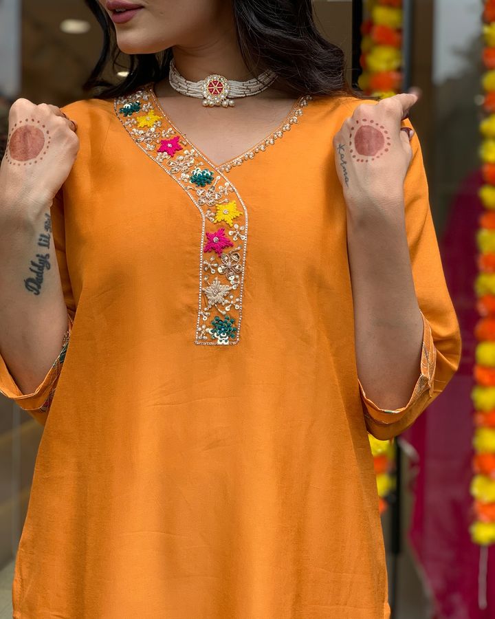 Beautifully designed that seamlessly combines tradition kurta set