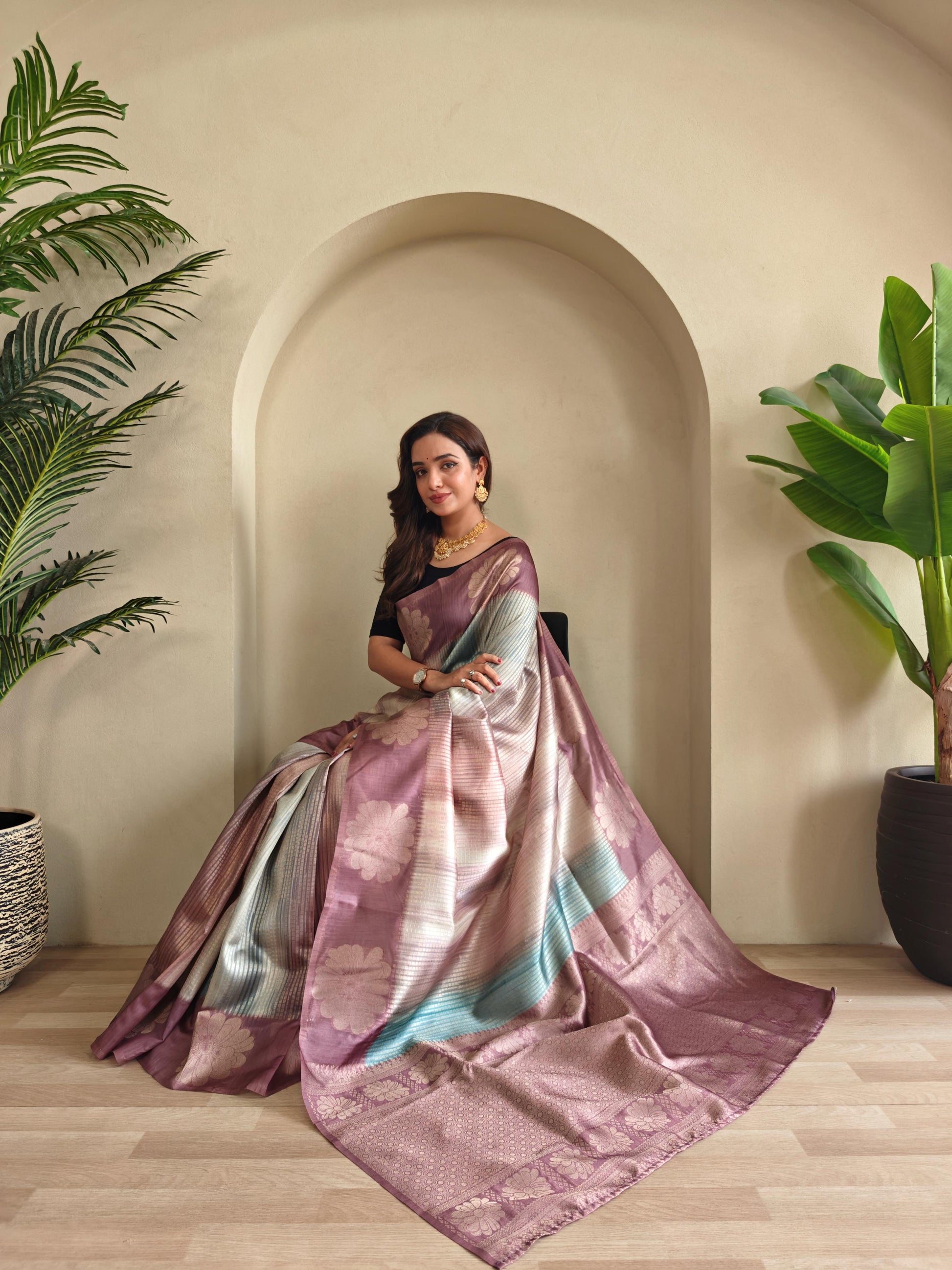 Onion Color Flower Print Silk Saree