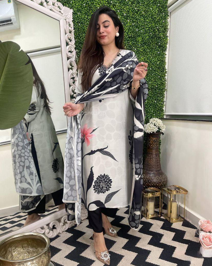 Beautifully designed that seamlessly combines tradition kurta set