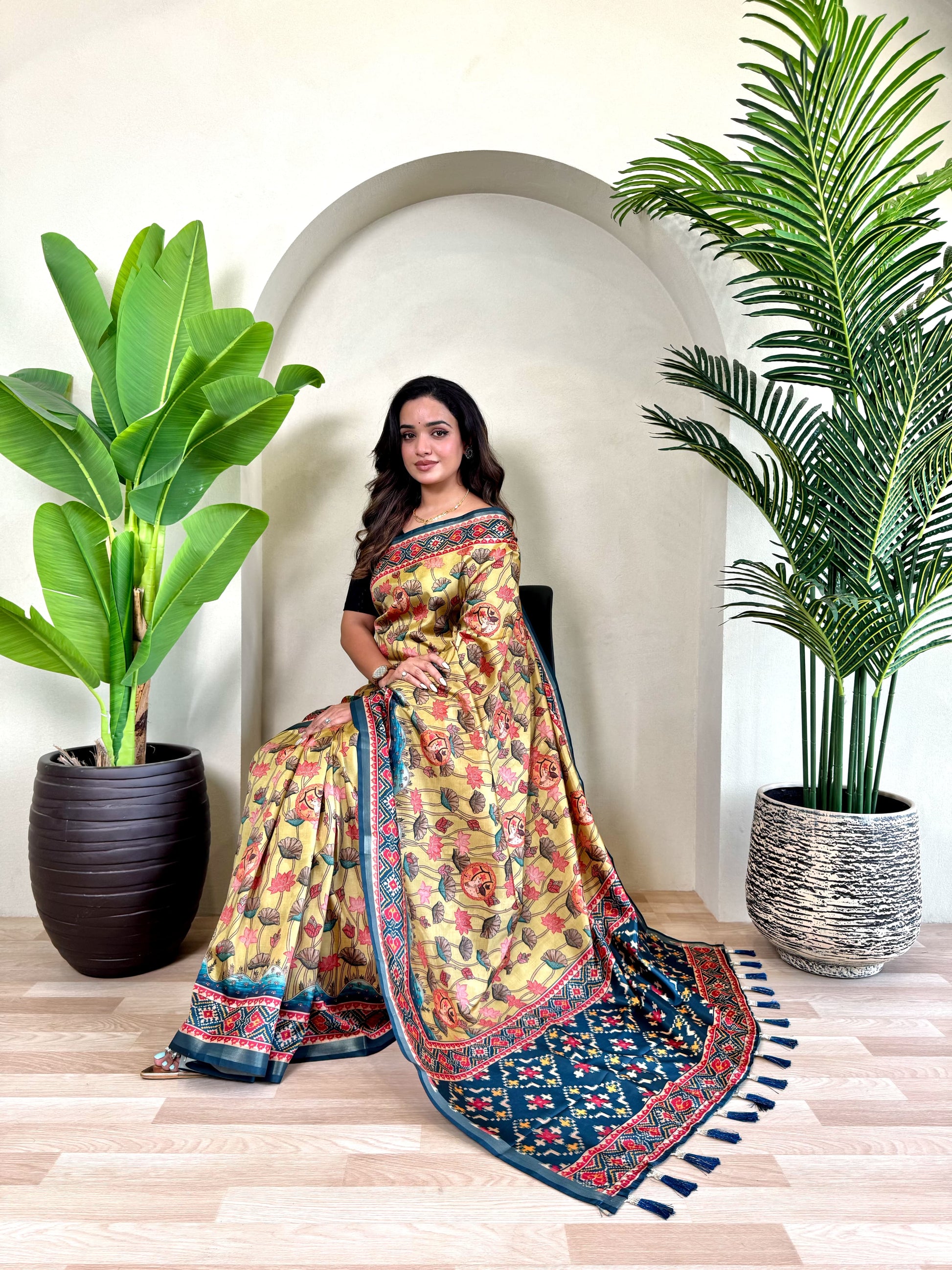 Glorious Dola Viscose Yellow Color Saree