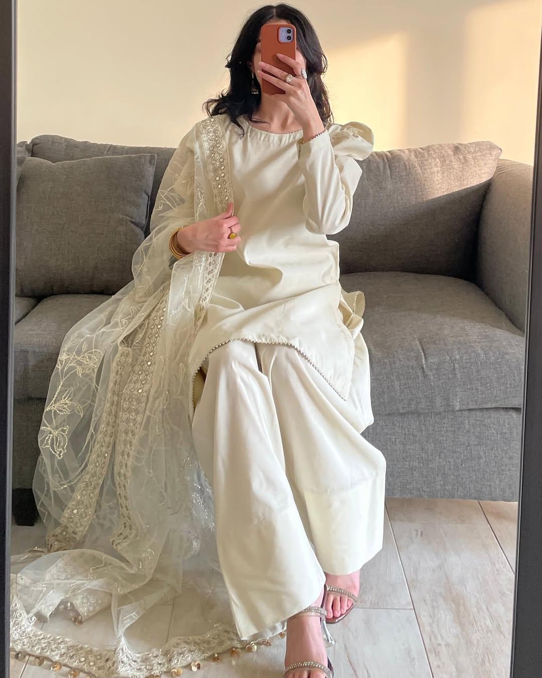 Gorgeous White Color Farshi Salwar Suit