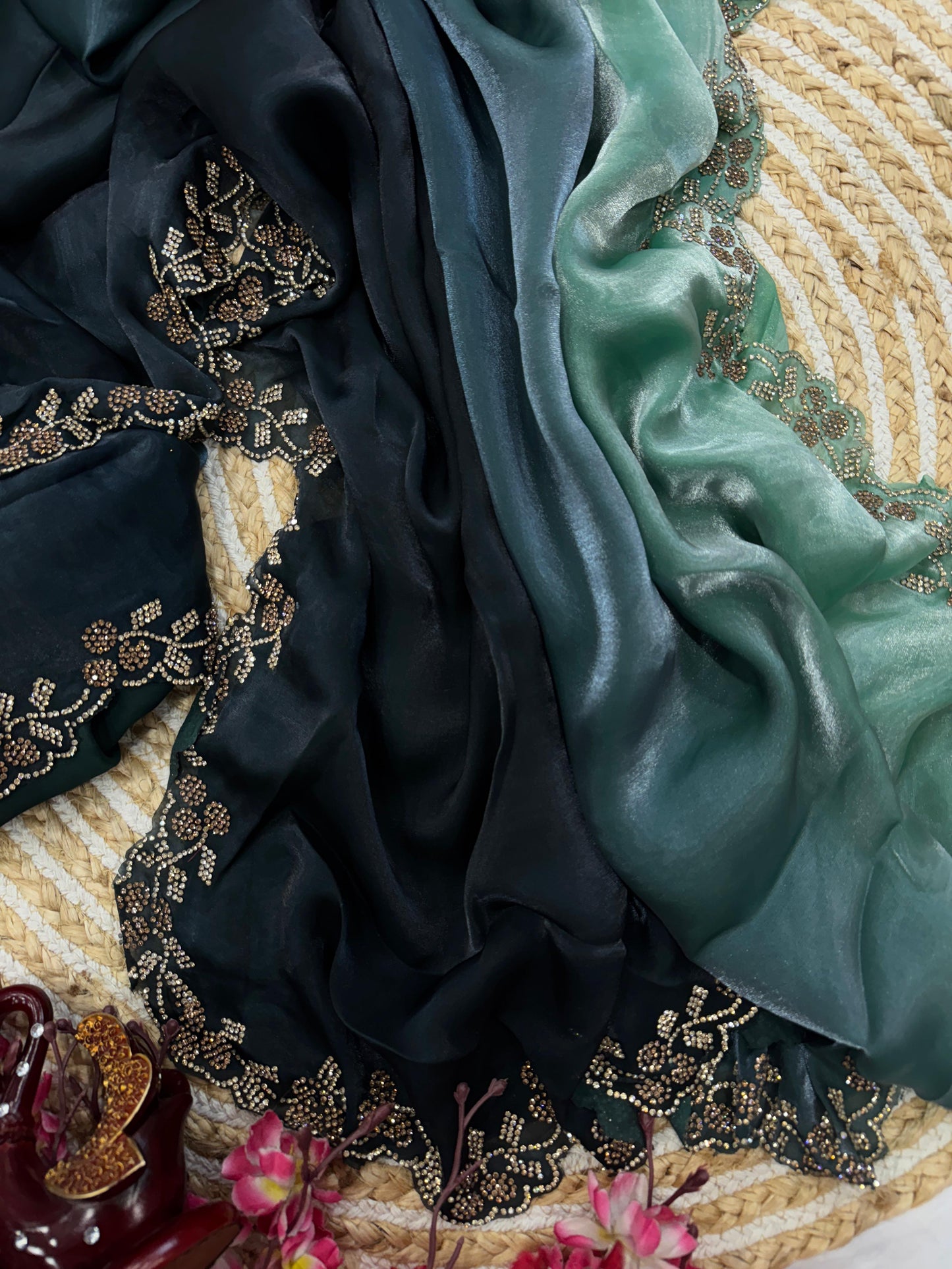 Double Shaded Rama And Black Color Silk Saree