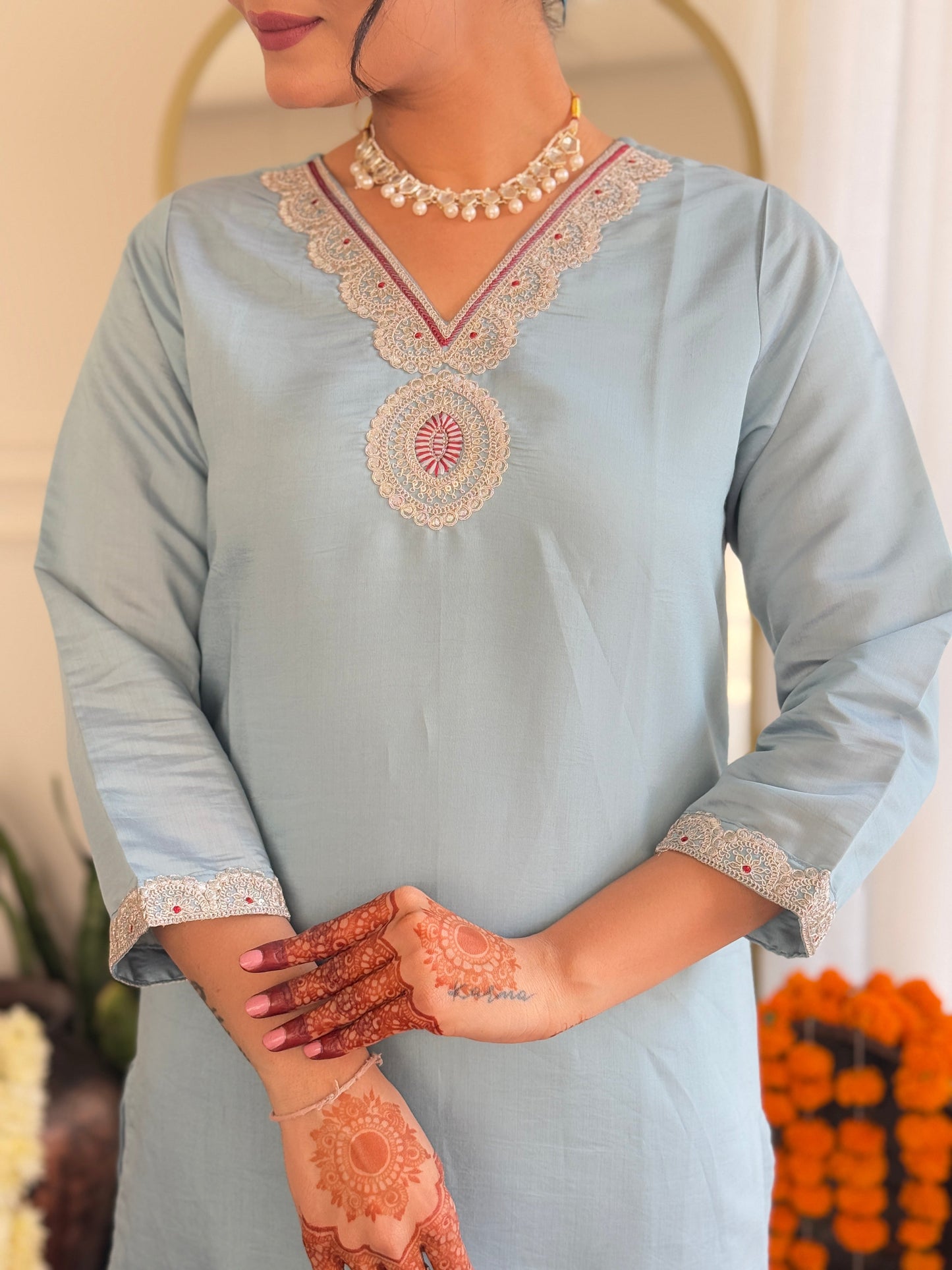 Beautifully designed that seamlessly combines tradition kurta set