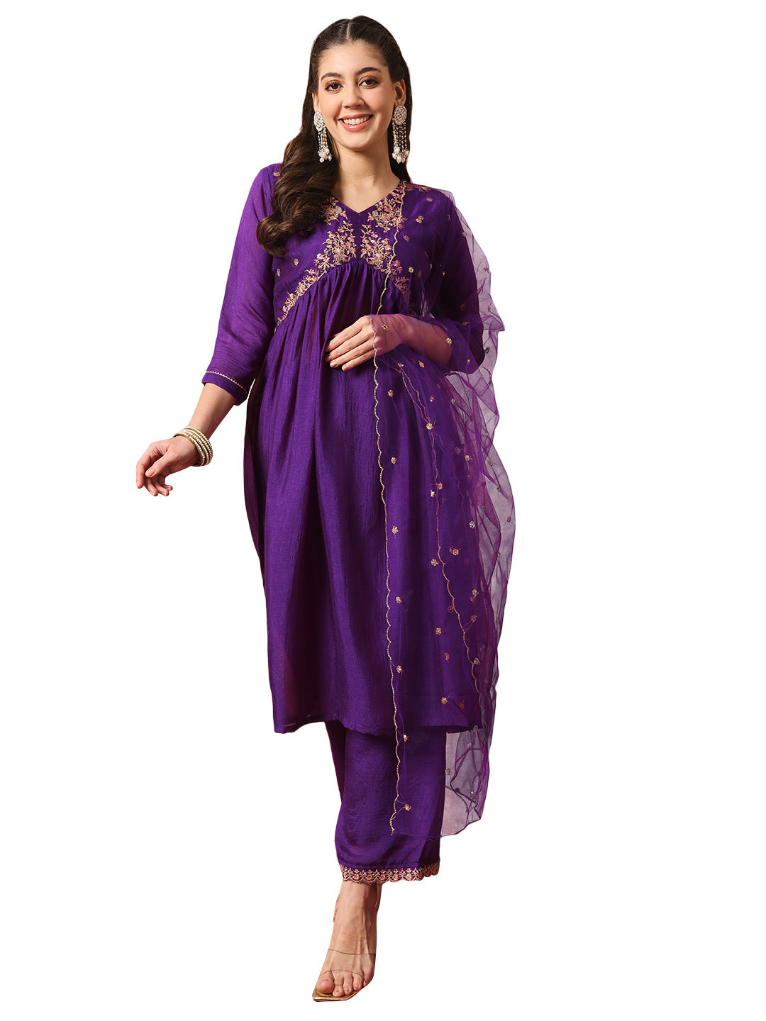 Beautifully designed that seamlessly combines tradition kurta set