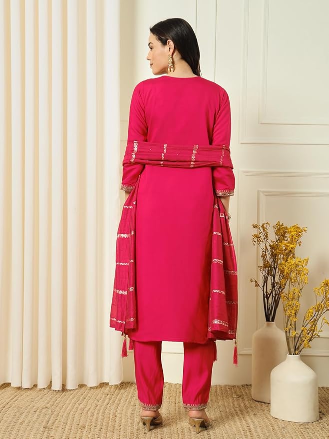Beautifully designed that seamlessly combines tradition kurta set