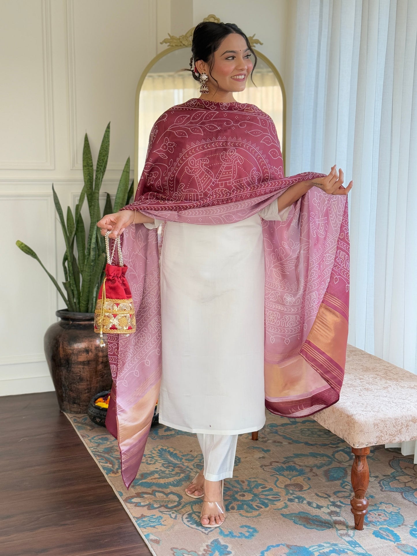 Beautifully designed that seamlessly combines tradition kurta set