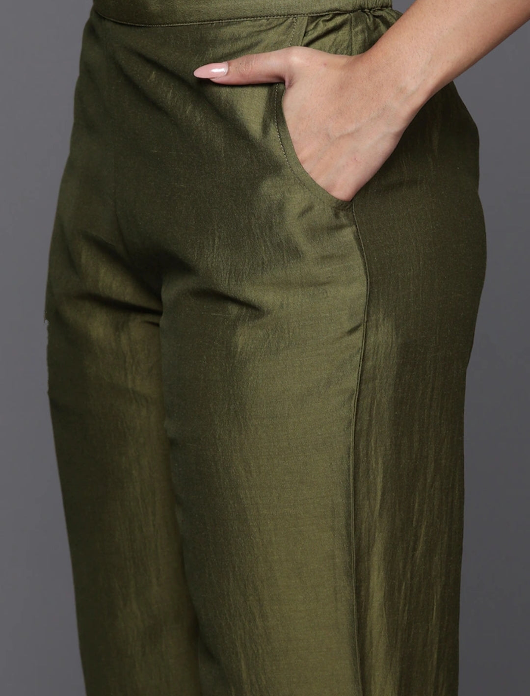 Beautifully designed that seamlessly combines tradition kurta set