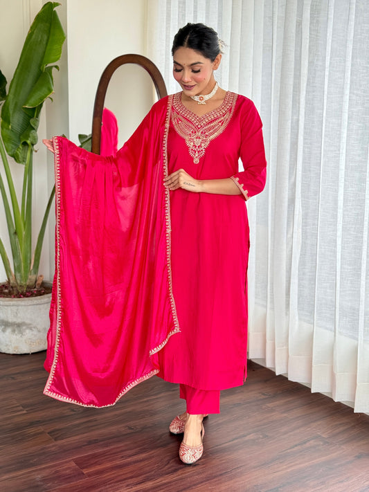 Beautifully designed that seamlessly combines tradition kurta set