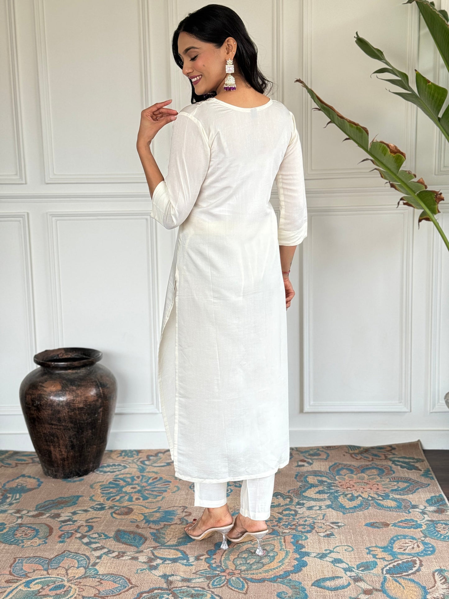 Beautifully designed that seamlessly combines tradition kurta set