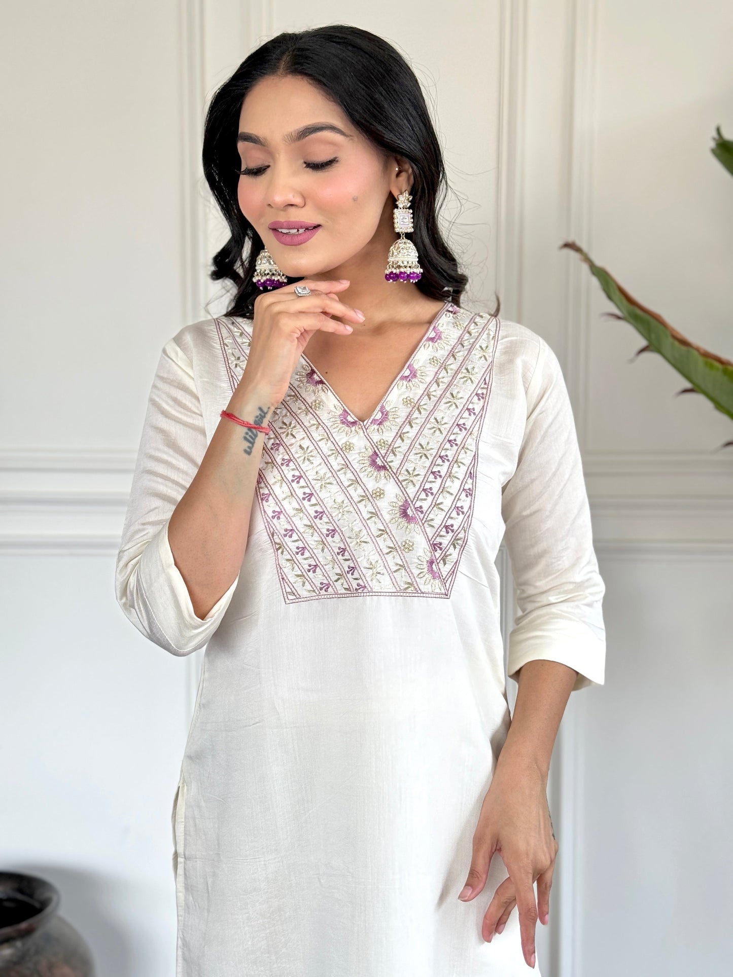 Beautifully designed that seamlessly combines tradition kurta set
