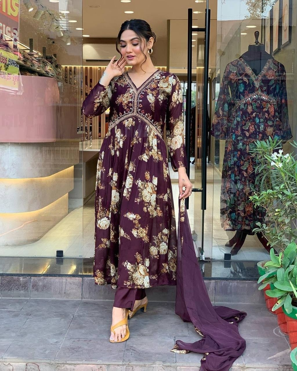 Women  Embrodairy Printed Flared Kurti & Pant With Dupatta Set