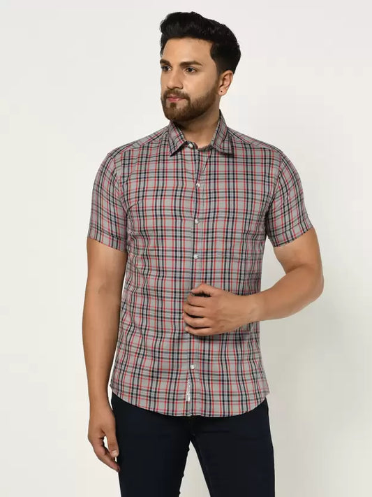 Men Slim Fit Grey Checkered Spread Collar Casual Shirt