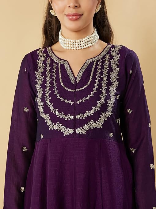 Beautifully designed that seamlessly combines tradition kurta set