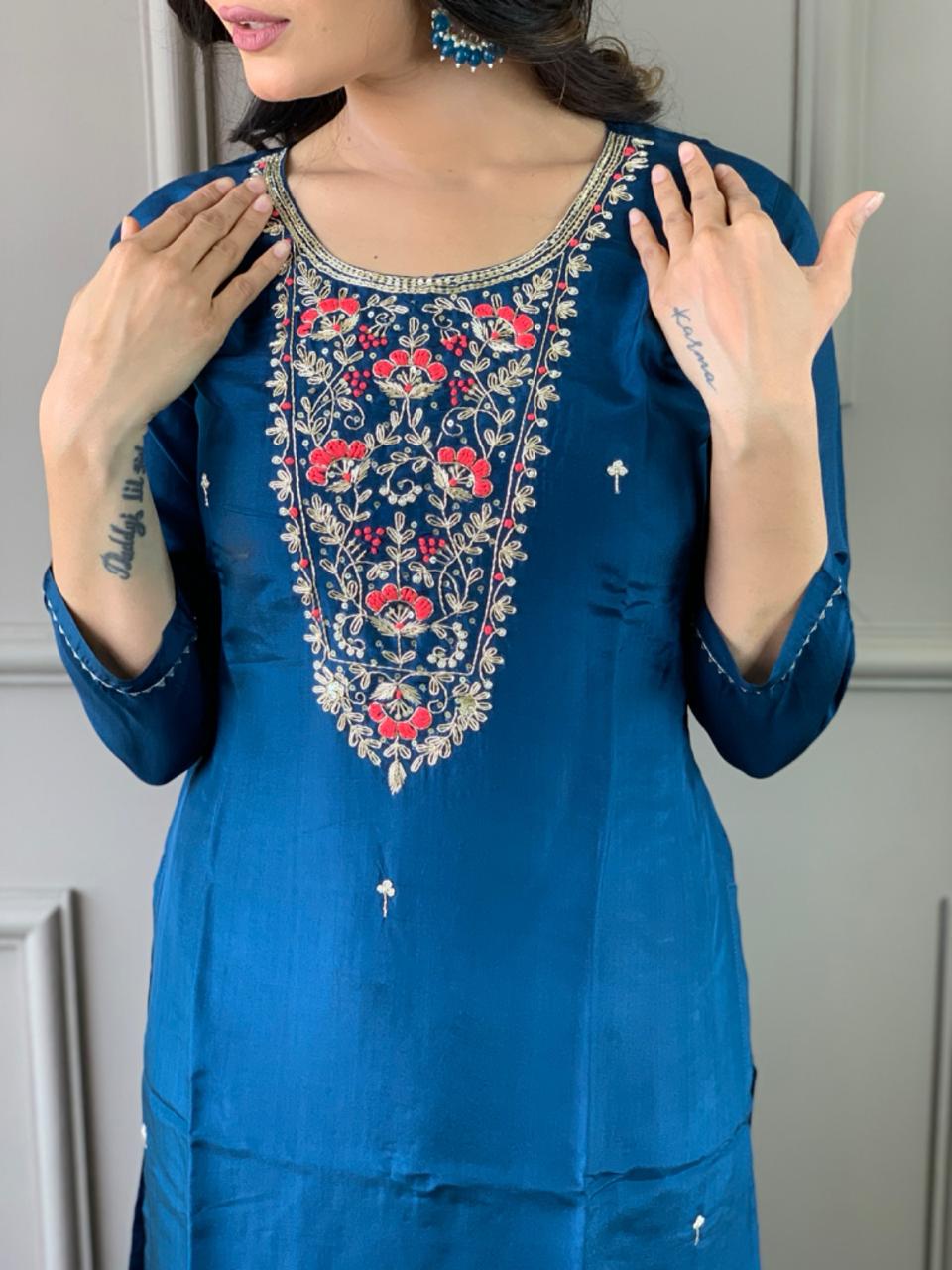 Beautifully designed that seamlessly combines tradition kurta set