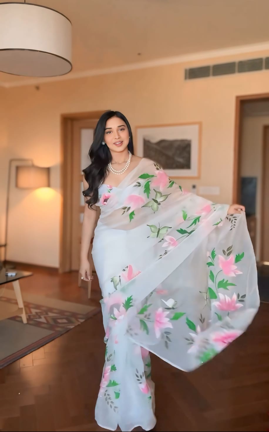 Embellished  White Color Flower Digital Print Ready To Wear Sree