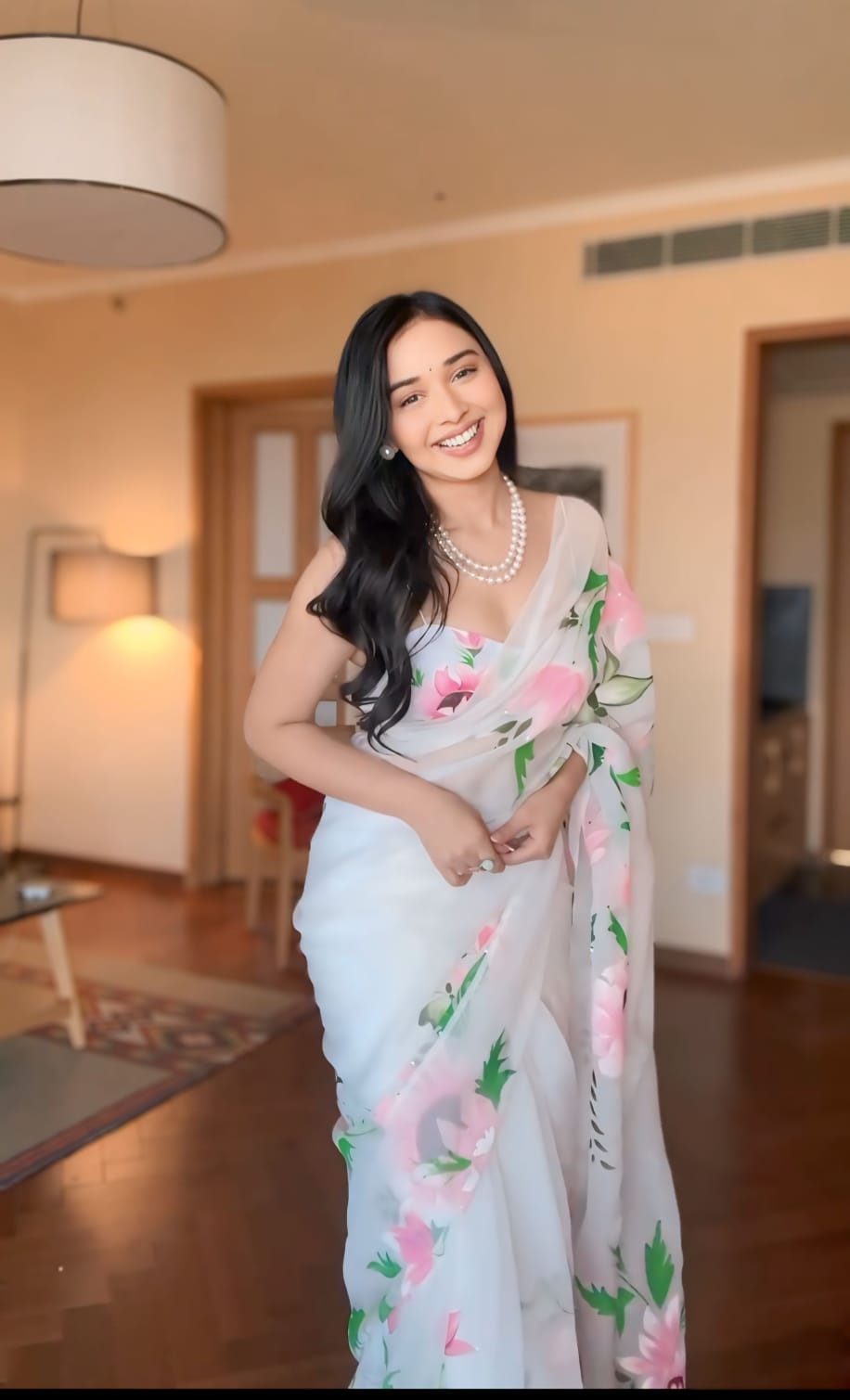 Embellished  White Color Flower Digital Print Ready To Wear Sree