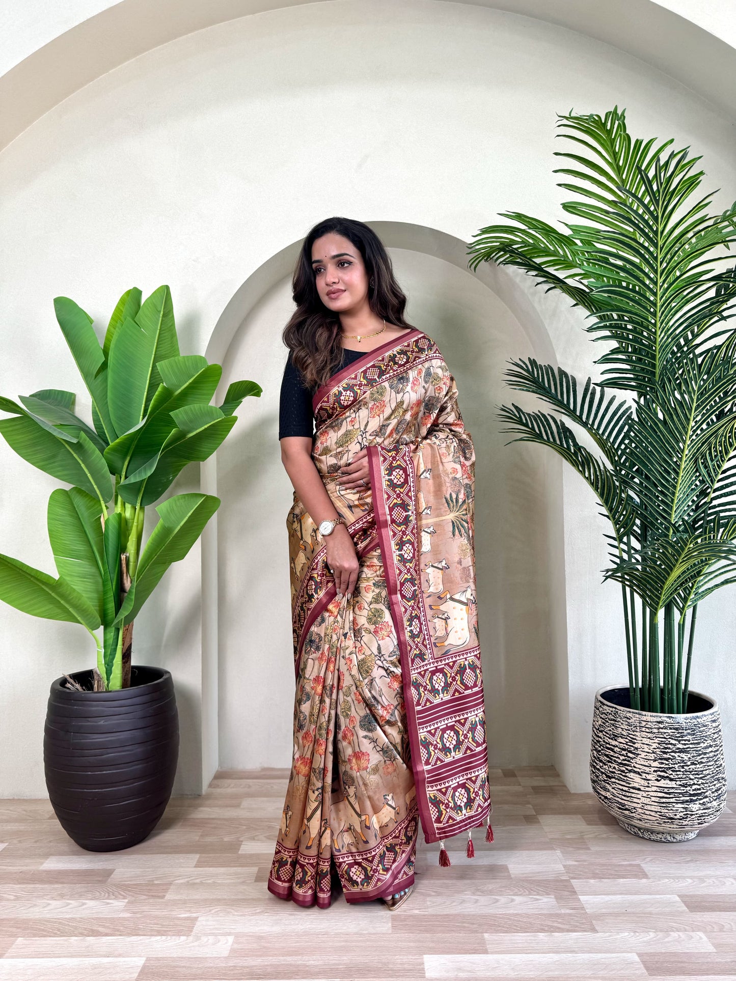 Glorious Dola Viscose Beige Color Saree