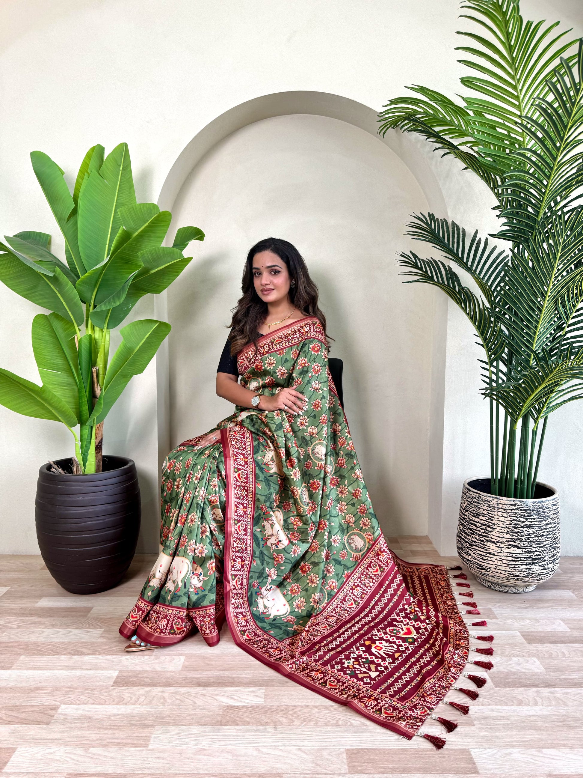 Glorious Dola Viscose Green Color Saree