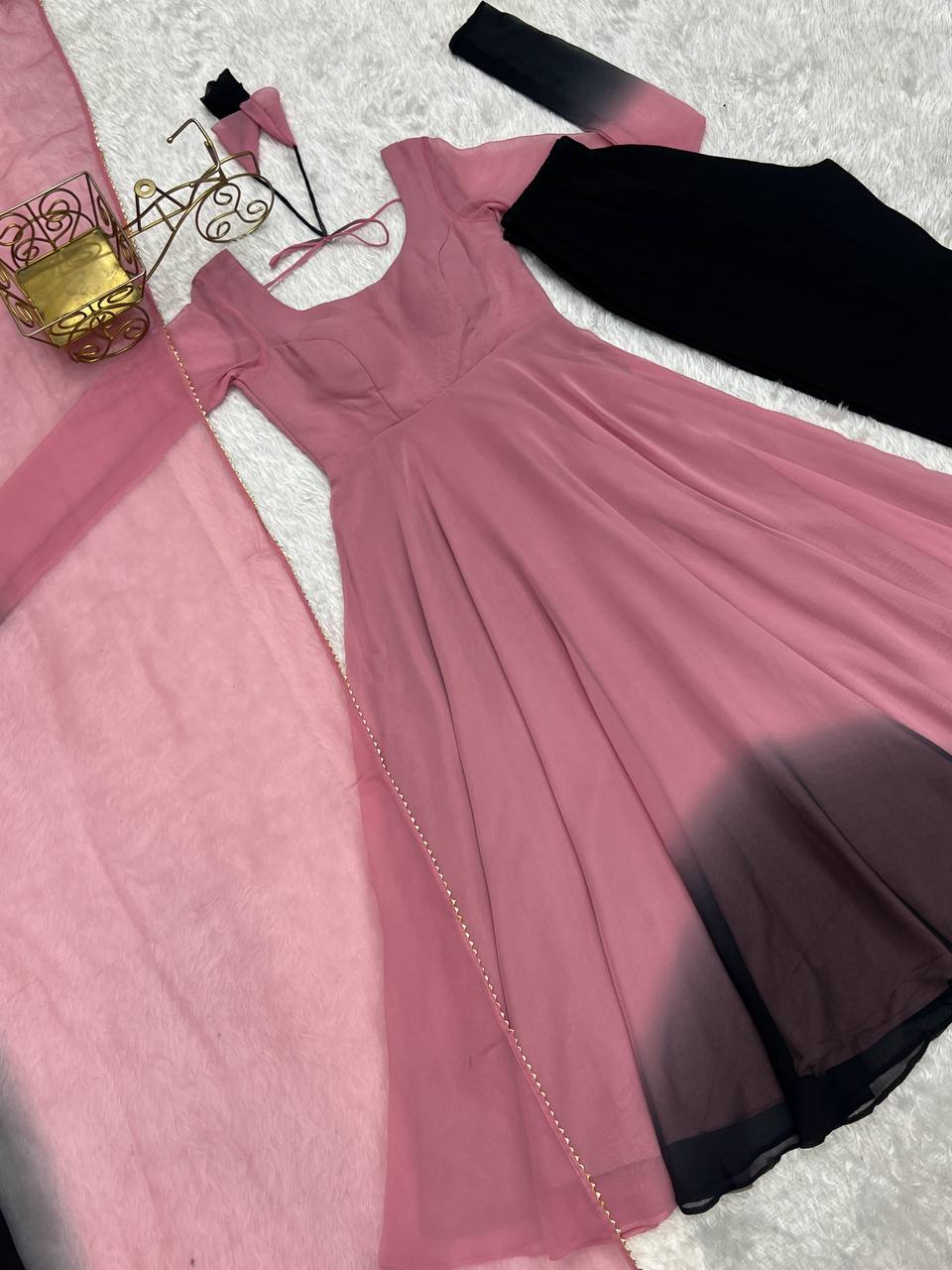 Elegant Georgette Onion Pink Color Anarkali Suit